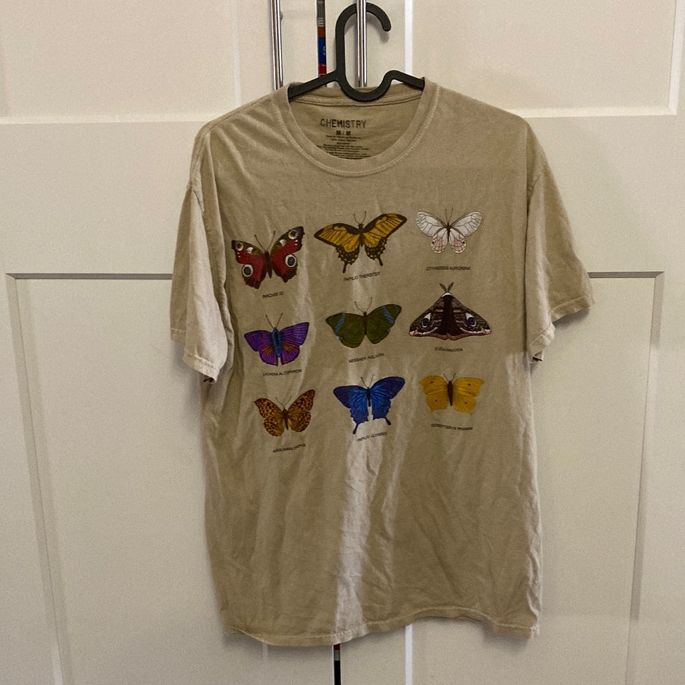 Oversized butterfly tee